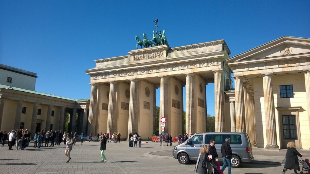 שער ברנדנבורג - אחד הסמלים של ברלין