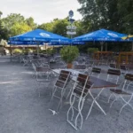 5 מסעדות חובה בברלין: איפה באמת כדאי לאכול ב-2026? biergarten